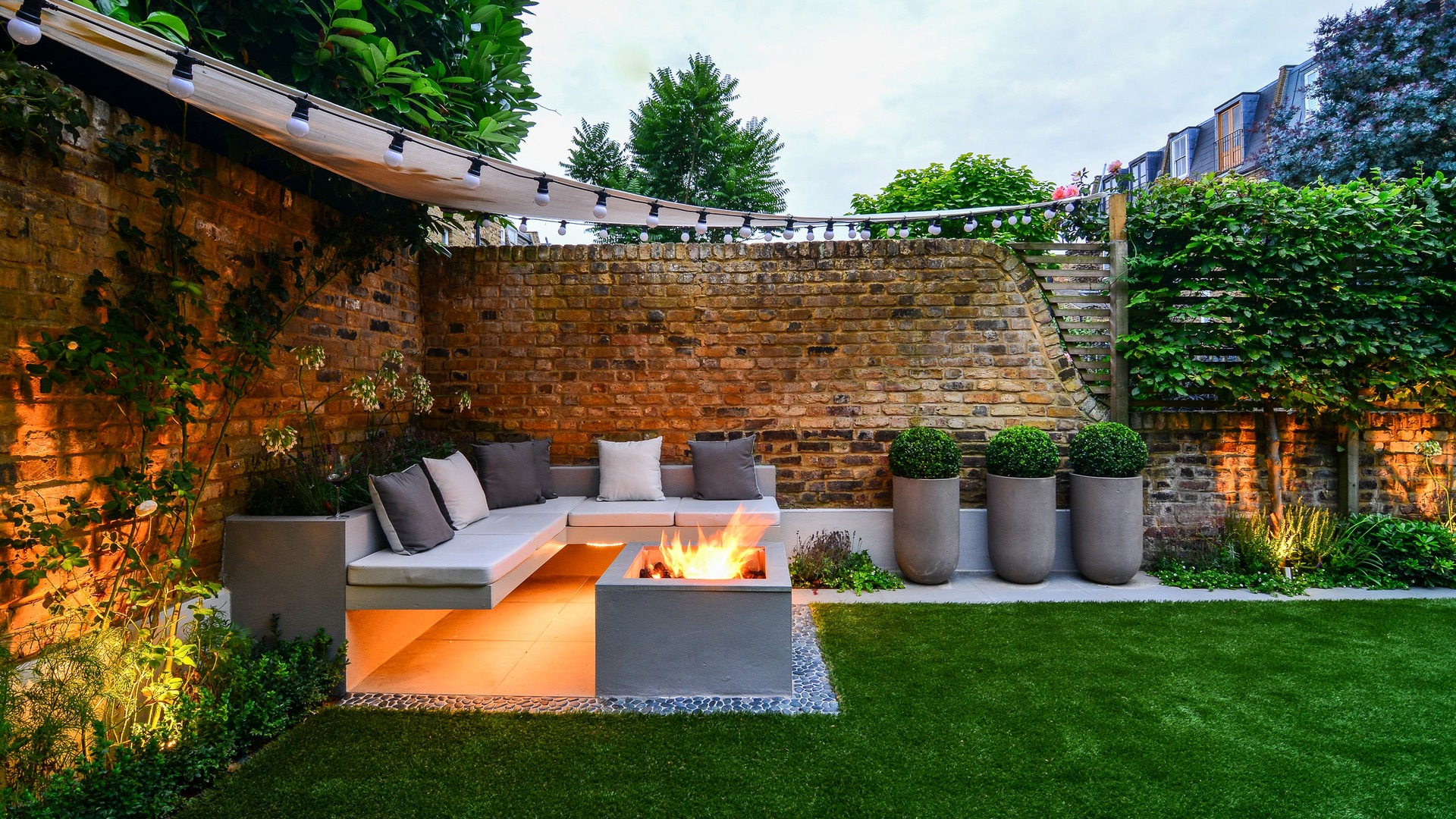 Modern garden patio outdoor living space